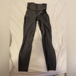 Ribbed Lulu Lemon leggings, size two, 25"